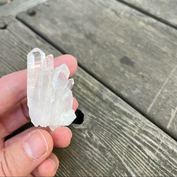 Clear Quartz Crystal Cluster Self Standing - Picture 3 of 16